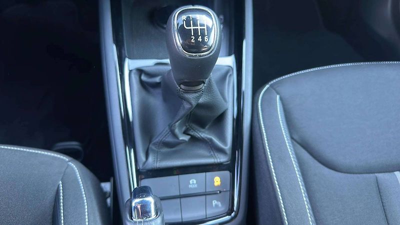 Škoda Kamiq Monte Carlo 1,0 TSI 85kW MT6/5 - fotka 17 z 26