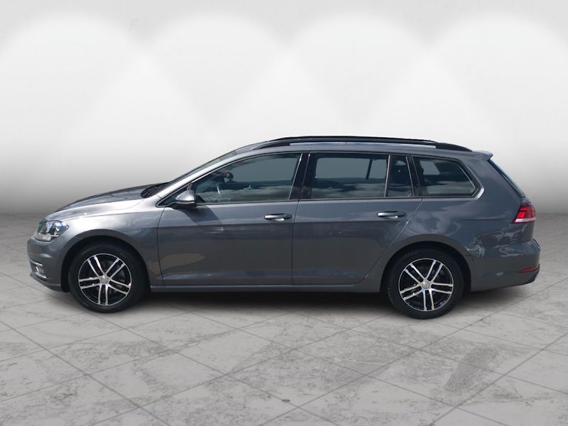 Volkswagen Golf Variant 2,0 TDI 4Motion - fotka 3 z 30