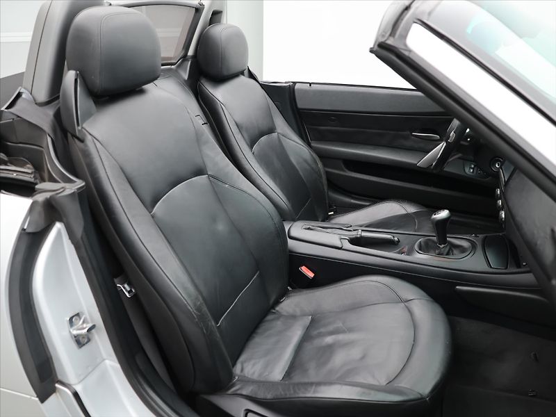 BMW Z4 3,0 si 195kW Roadster - fotka 18 z 29