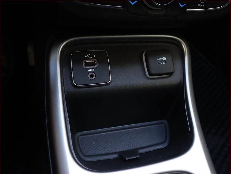 Jeep Compass (2020) 1.4 MultiAir, Serv.kniha - fotka 17 z 22