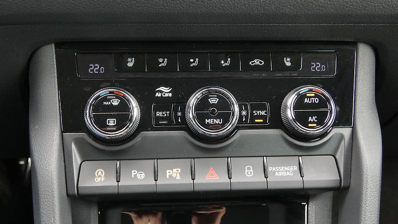 Škoda Kodiaq 2,0 TSI 140 kW L&K 4x4 DSG - fotka 17 z 27