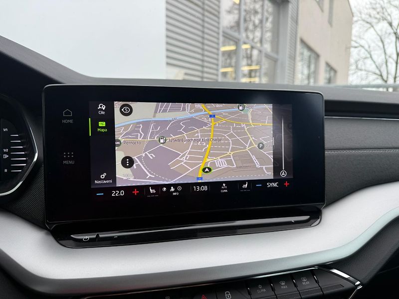 Škoda Octavia Style Plus 2.0 TSI 140kw 4x4 D - fotka 15 z 25