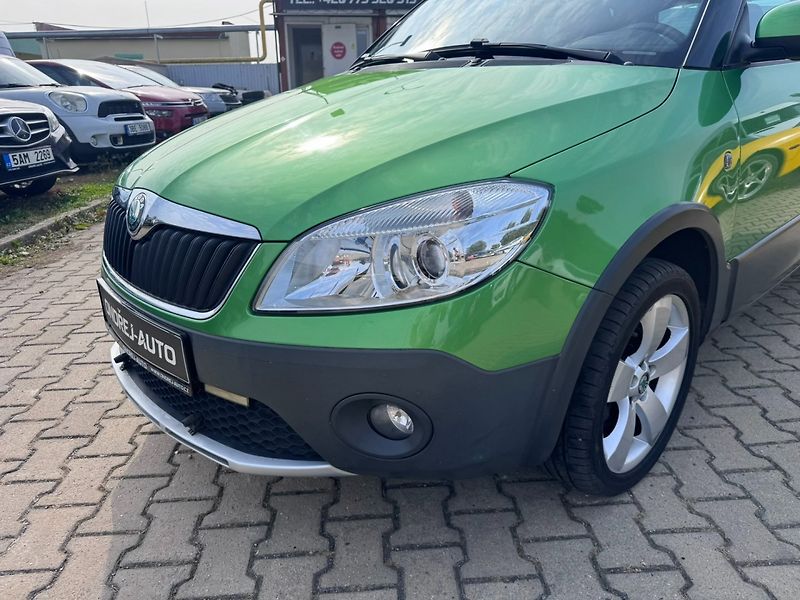 Škoda Fabia (2012) SCOUT 1,2 TSI 63 KW 2. MAJ - fotka 9 z 50