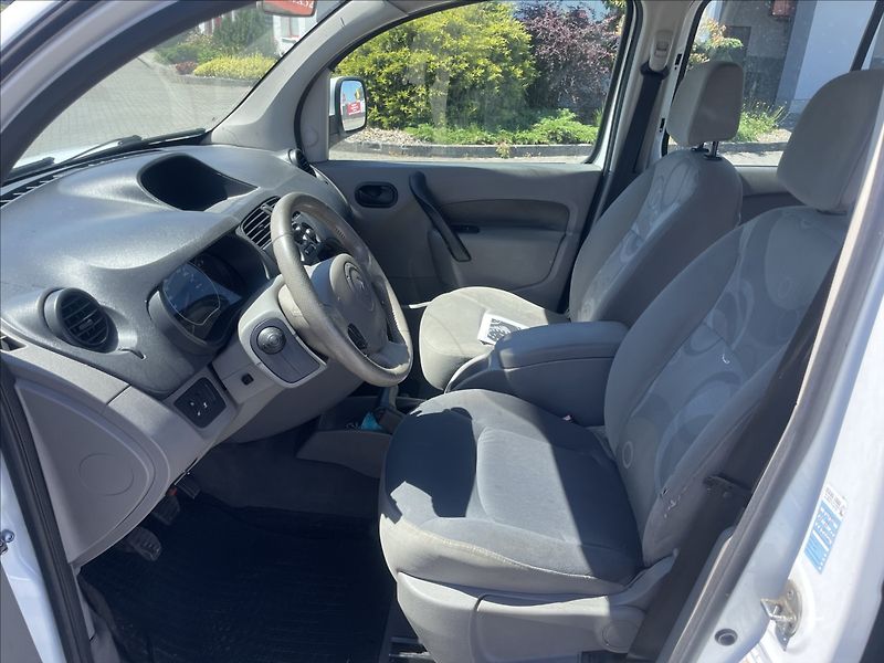 Renault Kangoo 1,5 dci 78kw Tažné Klima ESP b - fotka 8 z 33