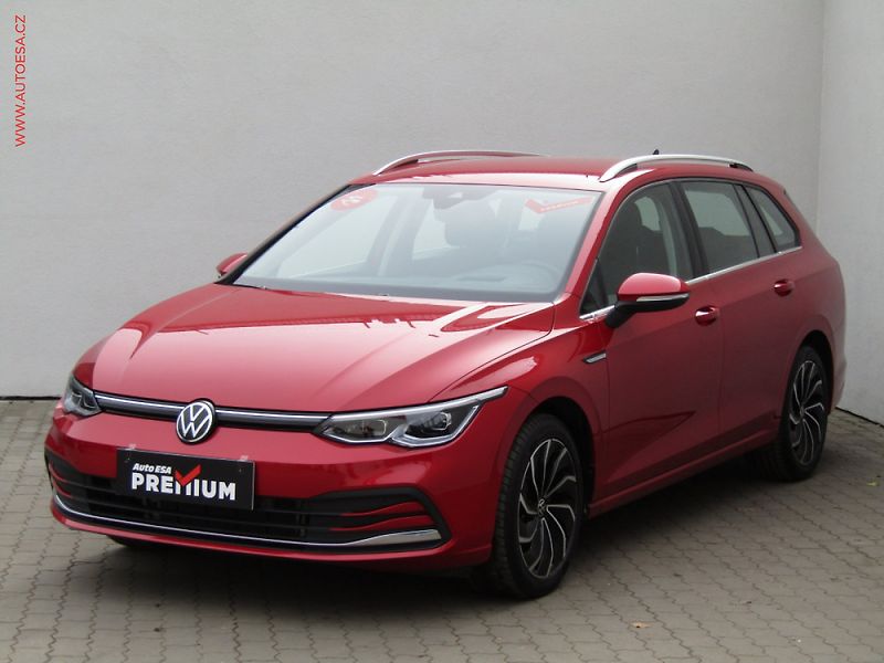 Volkswagen Golf (2023) 1.5, ČR, servis.kniha - fotka 3 z 3