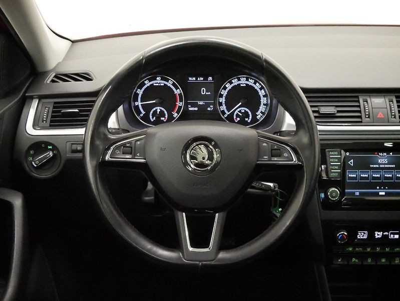 Škoda Rapid - fotka 18 z 32