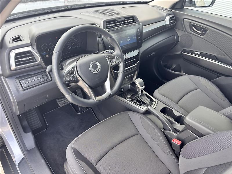 KGM Tivoli 1,5 GDI 120kW 6AT Style - fotka 15 z 28