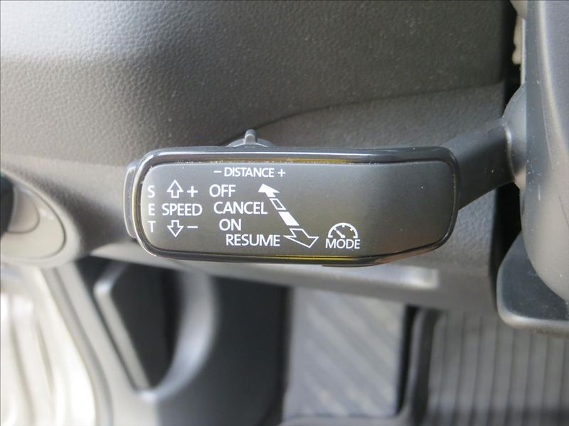 Škoda Karoq 1,5 TSI Style 110kW DSG WEBAST - fotka 25 z 33