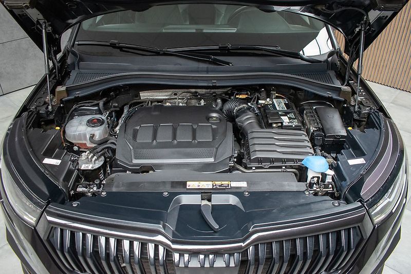 Škoda Kodiaq 2.0TDI Sportline4x4*DSG*ČR*DPH - fotka 41 z 47
