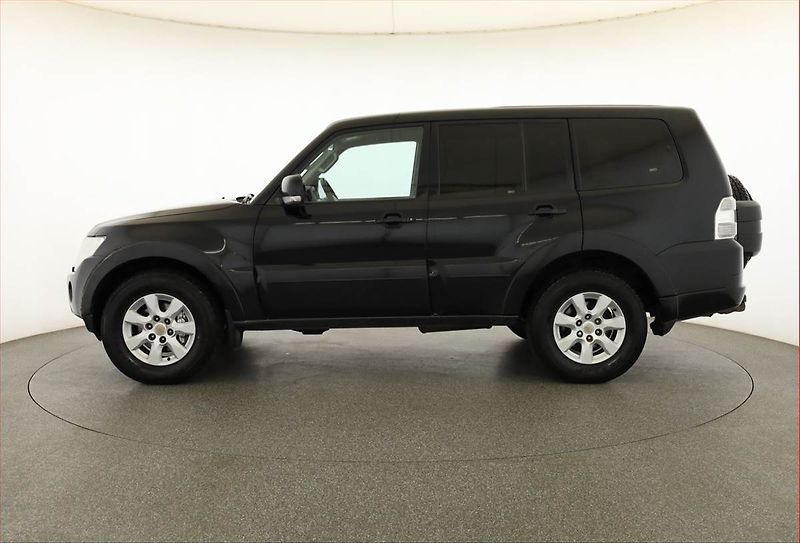 Mitsubishi Pajero (2010) 3.2 DI-D, 4X4, 7 míst - fotka 3 z 16