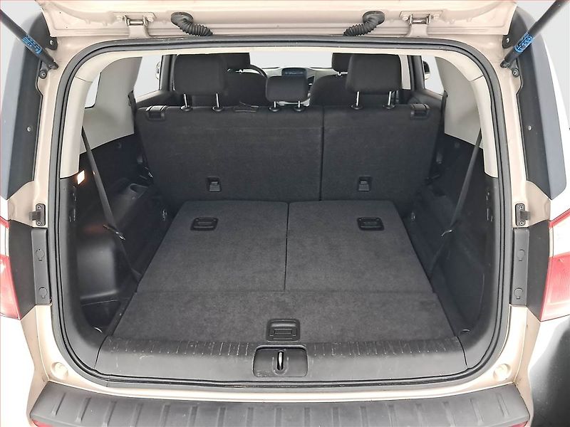 Chevrolet Orlando (2012) 2.0 VCDi, 7 míst, Serv.kniha - fotka 13 z 18