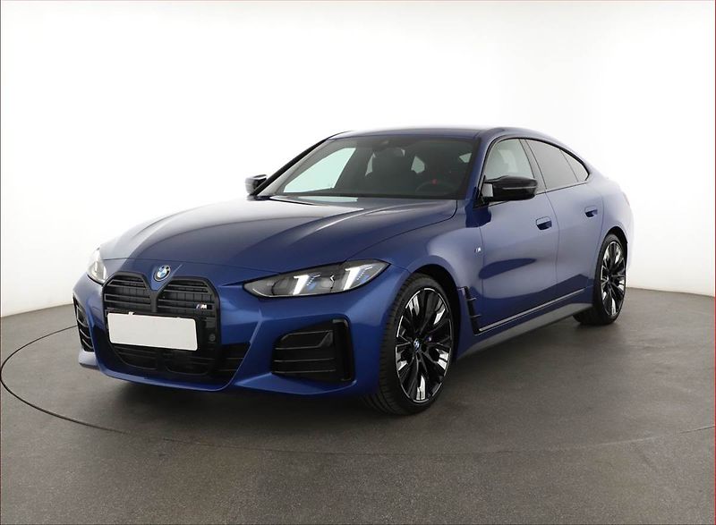 BMW Řada 4 (2025) M440i xDrive, H/K, Výhřev - fotka 2 z 25