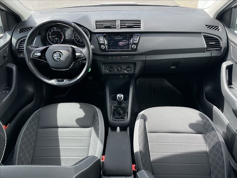Škoda Fabia 1,0 TSI Combi Ambition Plus - fotka 6 z 24