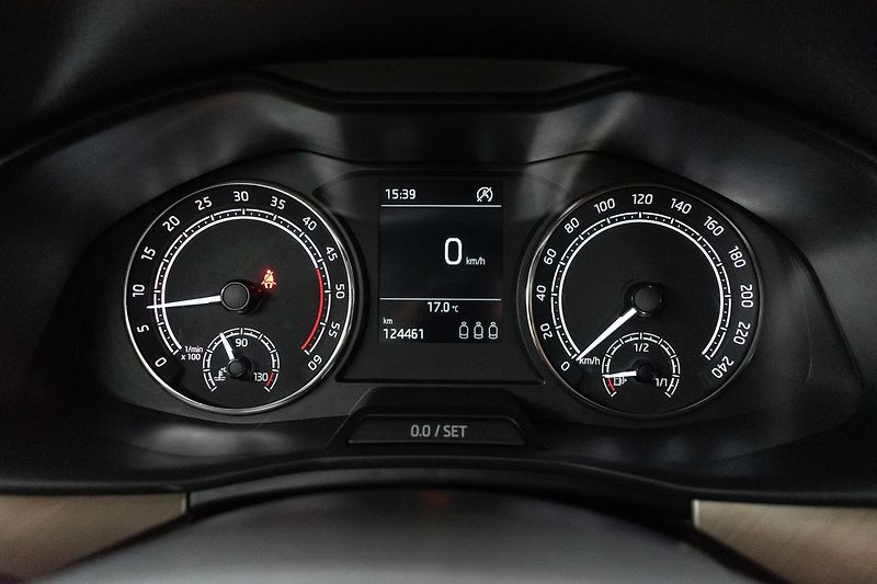 Škoda Kamiq 1.6 TDI STYLE*KESSY*ČR 1.MAJ - fotka 21 z 40