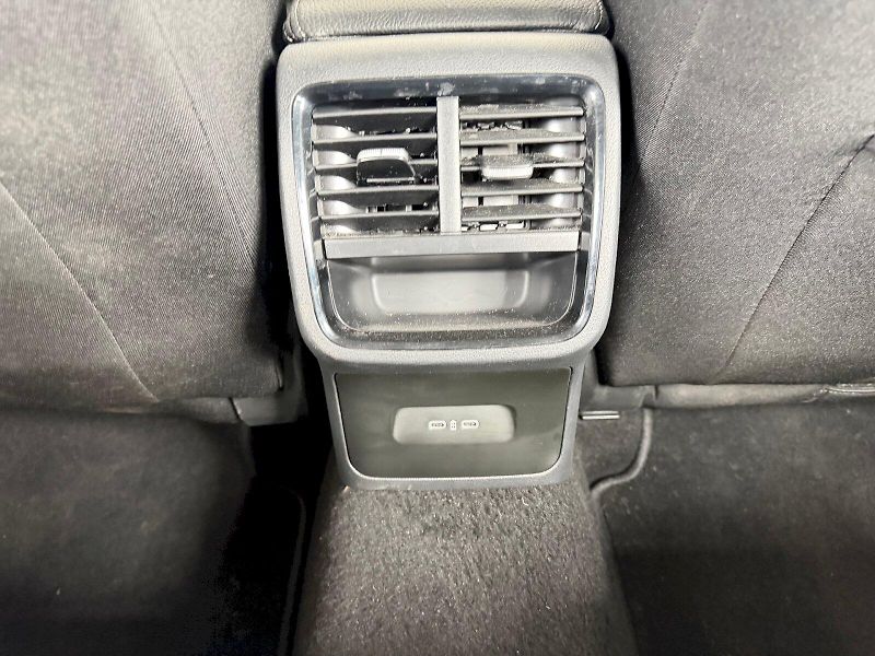 Škoda Octavia (2024) Selection Combi 1.5 TSI / 110 - fotka 20 z 27