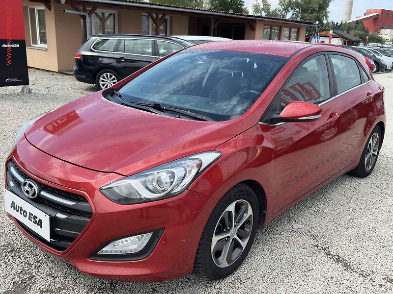 Hyundai i30 (2016) 1.6CRDI, STK7/28 - fotka 3 z 18