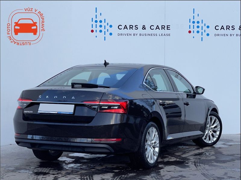 Škoda Superb 2,0 TDI DSG Style Plus NAVI - fotka 3 z 3