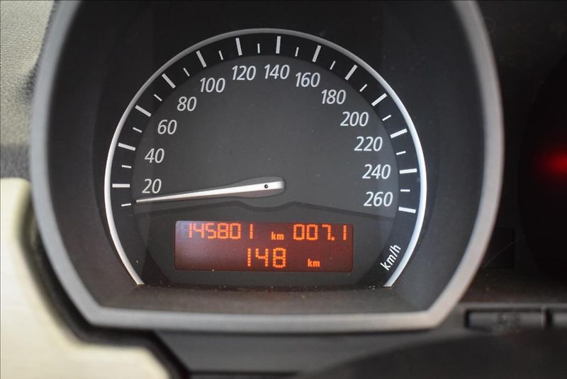 BMW Z4 3,0 i, NAVI,AUT+F1, - fotka 23 z 28