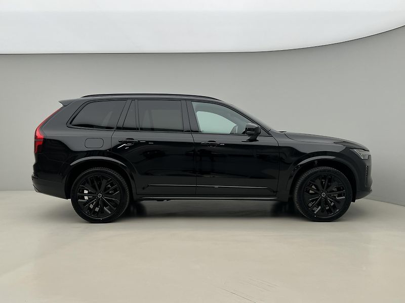 Volvo XC90 (2026) B5 AWD BLACK EDITION PLUS - fotka 14 z 49