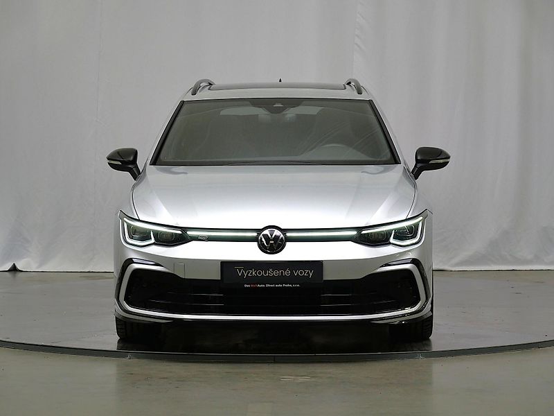 Volkswagen Golf - fotka 4 z 24