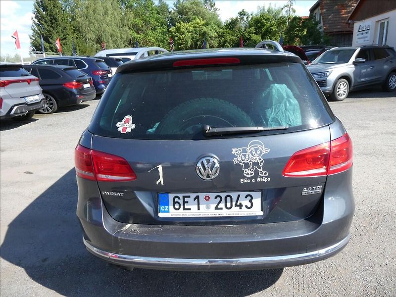 Volkswagen Passat 2,0 TDi 103kW 4MOTION,serviska - fotka 6 z 39
