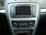 Škoda Octavia (2009) 1.9tdi, Elegance - náhled 13