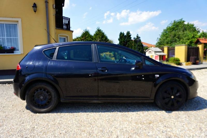 Seat Leon (2006) 2,0 TDI 103 kW - fotka 3 z 28