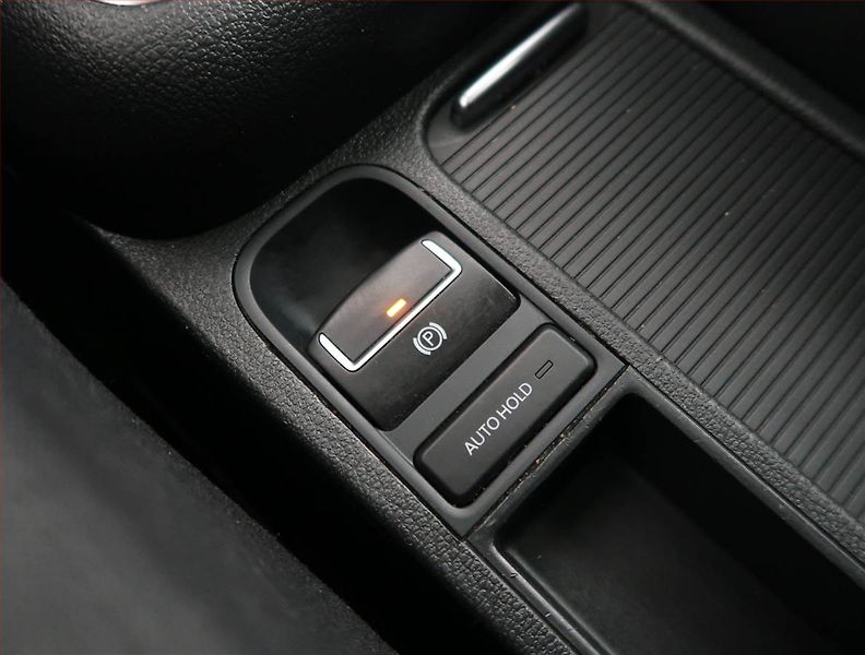 Volkswagen Tiguan (2012) 2.0 TDI, Park. senzory - fotka 17 z 17