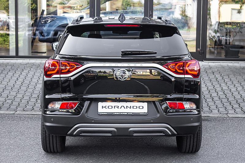 KGM Korando (2026) 1,5 GDI AT 4x4 SMART acc - fotka 6 z 11