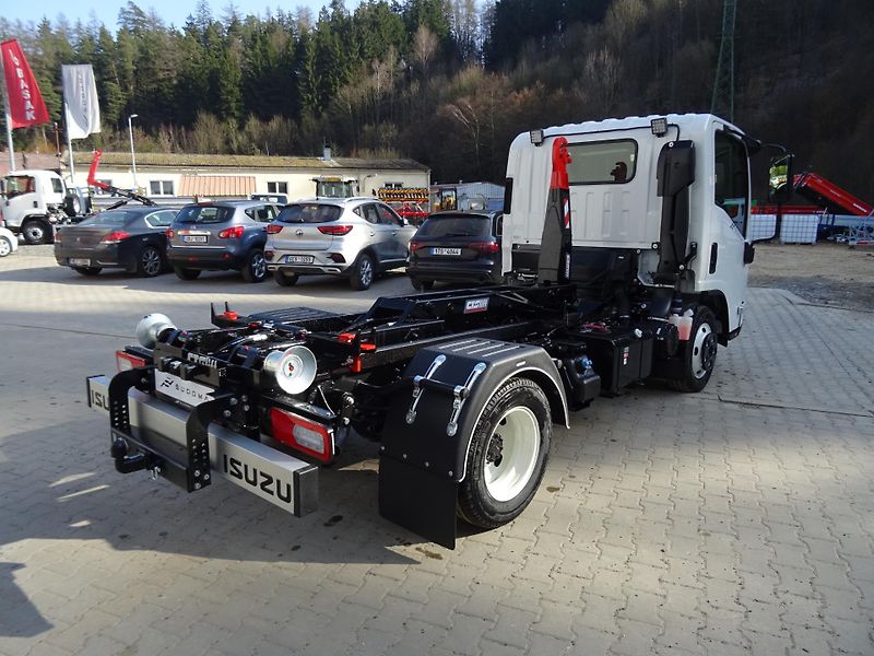 Isuzu M27 (2026) 3.0L, hákový nosič kontejnerů  - fotka 13 z 34