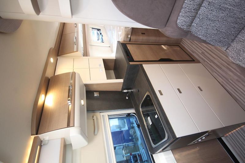 Malibu (2023) VAN 640 LE K NOVÁ CENA - fotka 36 z 60