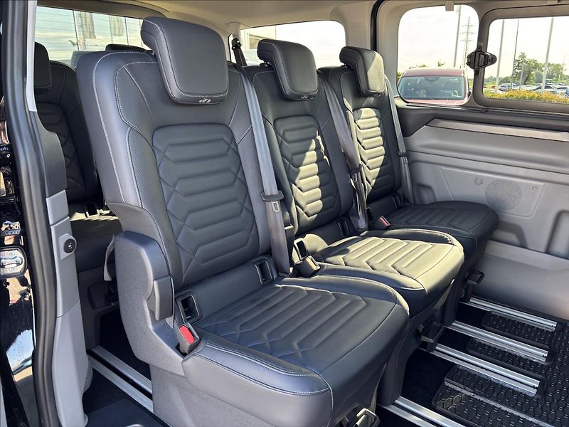 Ford Tourneo Custom 2,0 125kW Titanium X AWD L1 - fotka 16 z 49