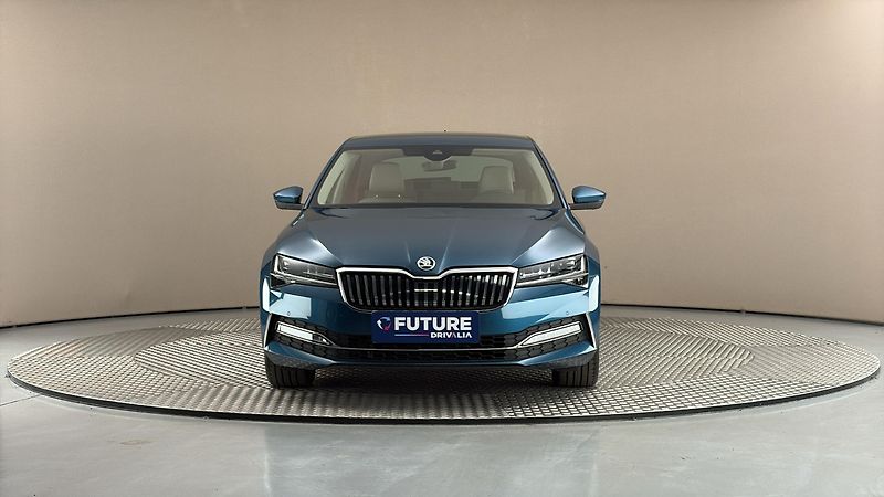 Škoda Superb 2.0 TDI L&K DSG 4x4 - fotka 3 z 35