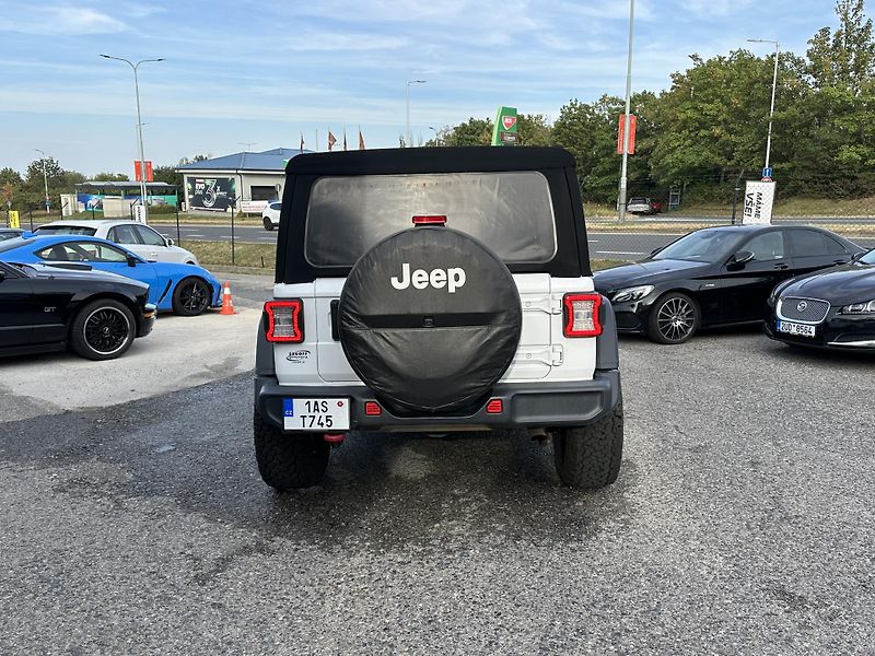 Jeep Wrangler (2021) Jeep Wrangler 2021 - fotka 6 z 18