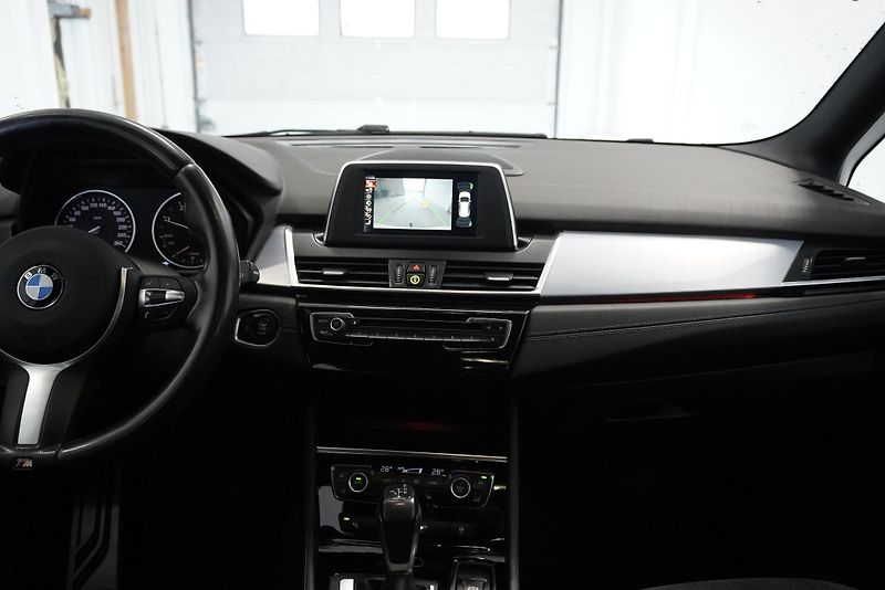 BMW Řada 2 GRAN TOURER XDRIVE M-SPORT AUT - fotka 23 z 29