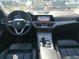 BMW Řada 3 (2022) 2.0 318D A/T Kůže - náhled 8