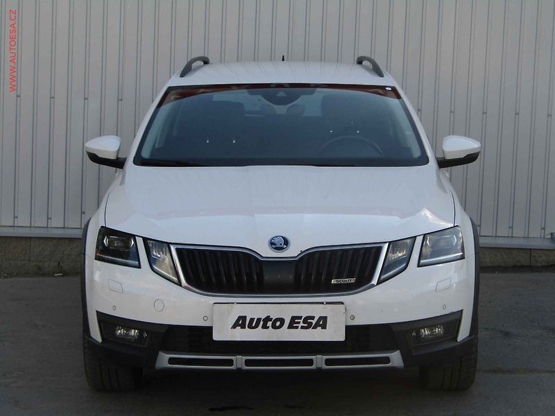 Škoda Octavia (2019) 2.0 TDi 4x4, ČR, Scout, DSG - fotka 2 z 21
