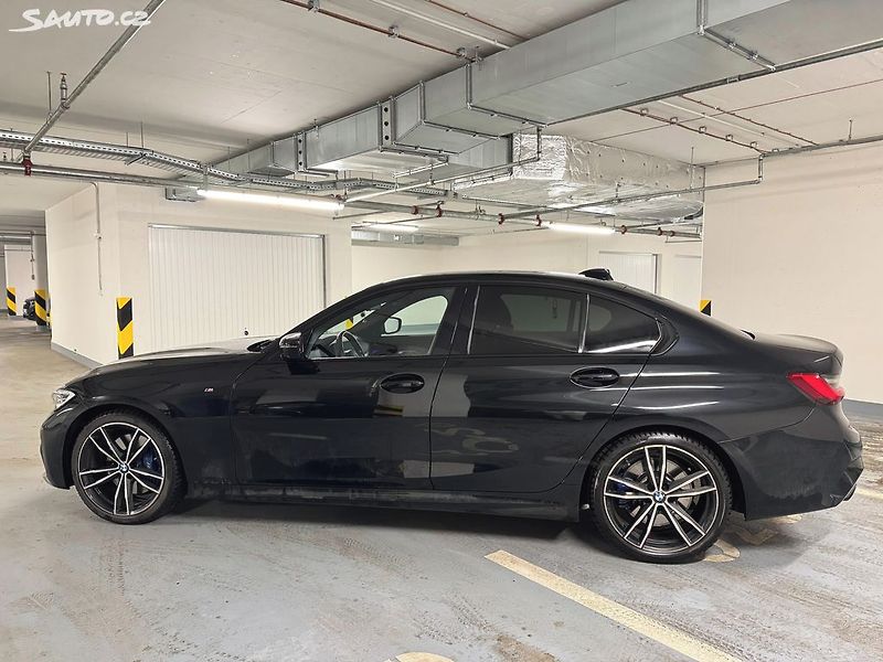 BMW Řada 3 330XD M-Sport 195kW - fotka 3 z 37