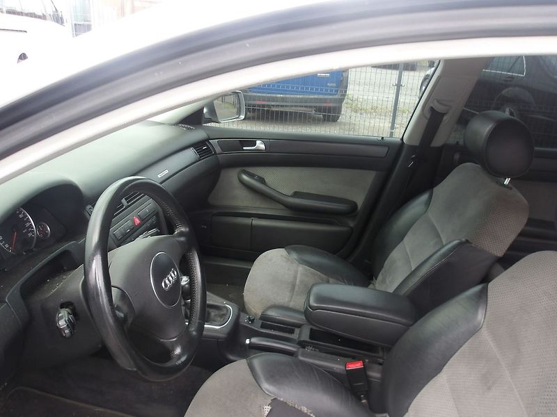 Audi A6 Allroad 2,5TDi 4x4 - fotka 17 z 26