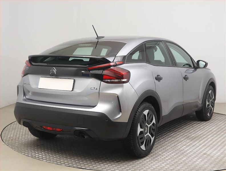 Citroën C4 (2025) 1.2 PureTech, ČR,1.maj - fotka 5 z 16