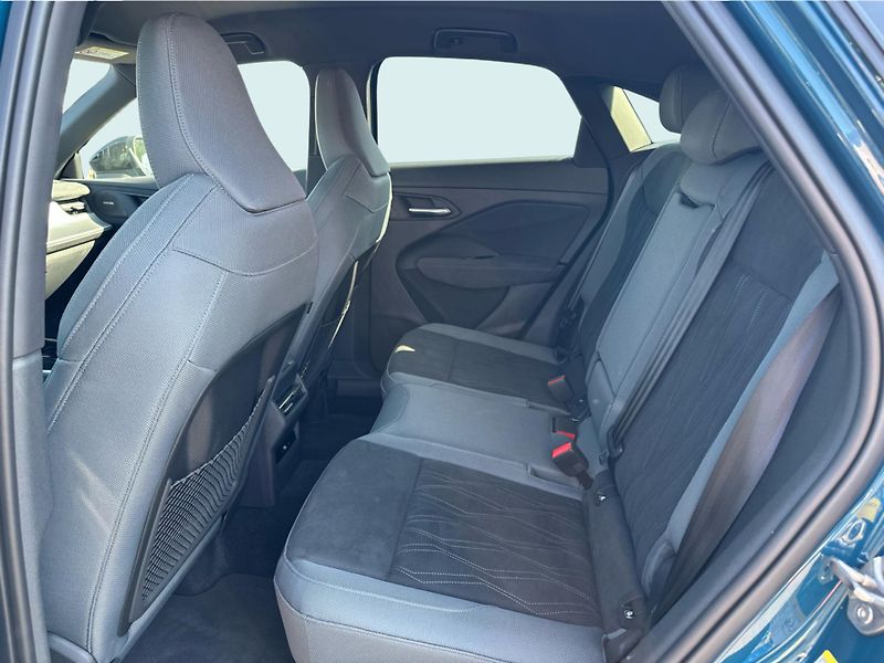 Audi Q3 SB S line TFSI 195 kW quattro - fotka 12 z 23