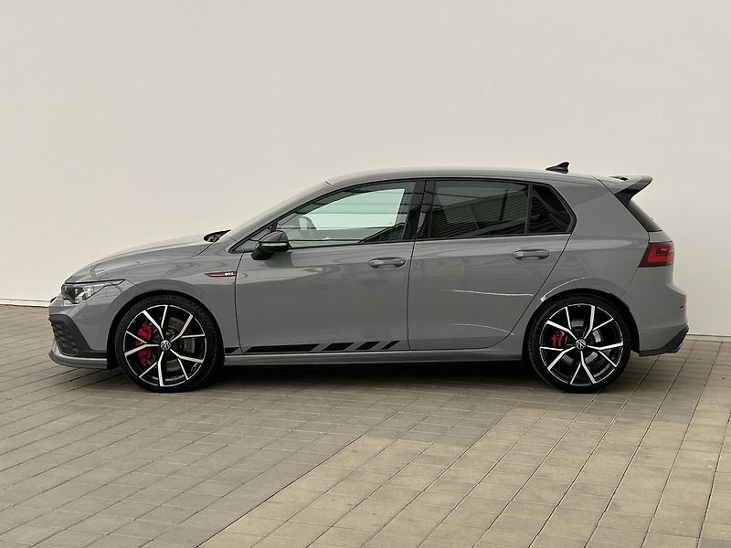 Volkswagen Golf 2.0 GTI  PERFORMANCE - fotka 3 z 30