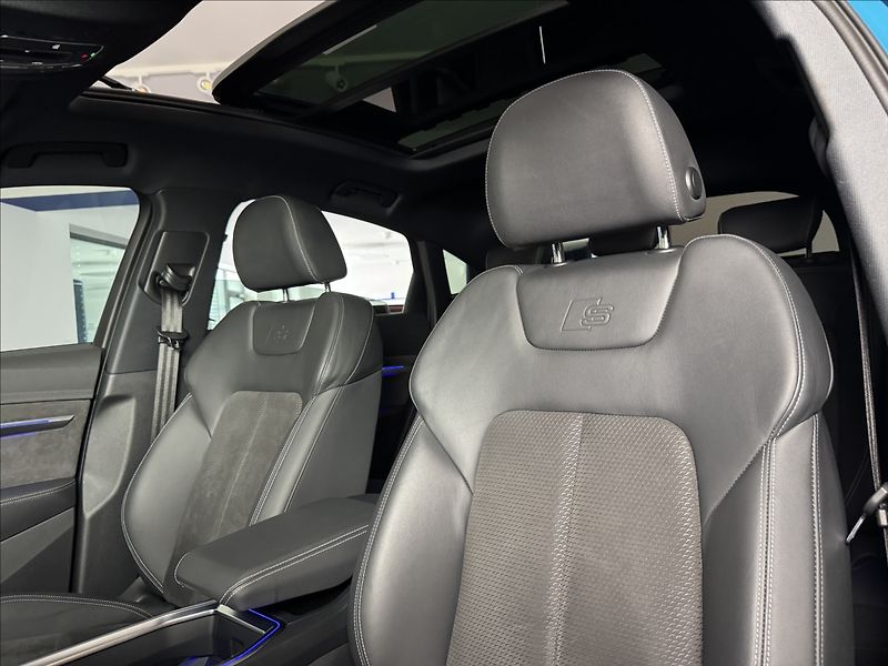 Audi e-tron 55  300kW Sportback S-Line LED - fotka 27 z 46