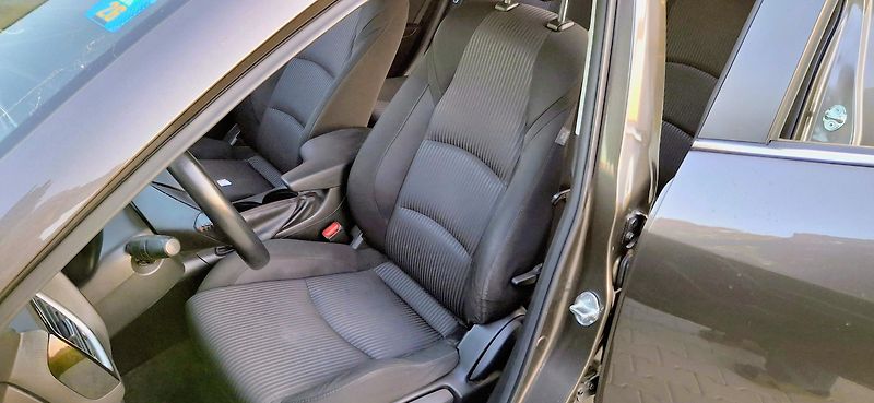 Mazda 3 2.0 88kw 1. majitel krásná - fotka 30 z 47