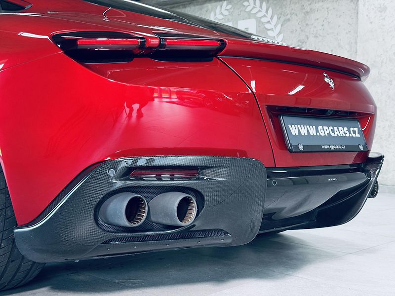 Ferrari Roma (2021) FULL CARBON MAX VÝB ZÁRUKA - fotka 11 z 30