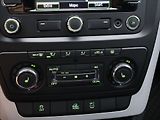 Škoda Yeti 2,0 TDI 103kW DSG 4x4 Xenon - náhled 23
