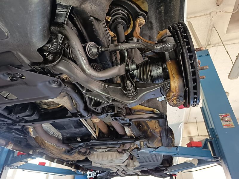 Dodge Durango (2017) R/T 5,7L V8 HEMI 4x4, 6míst,  - fotka 38 z 46