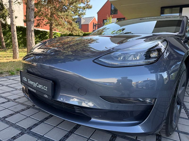 Tesla Model 3 Long Range AWD Tažné - fotka 5 z 38