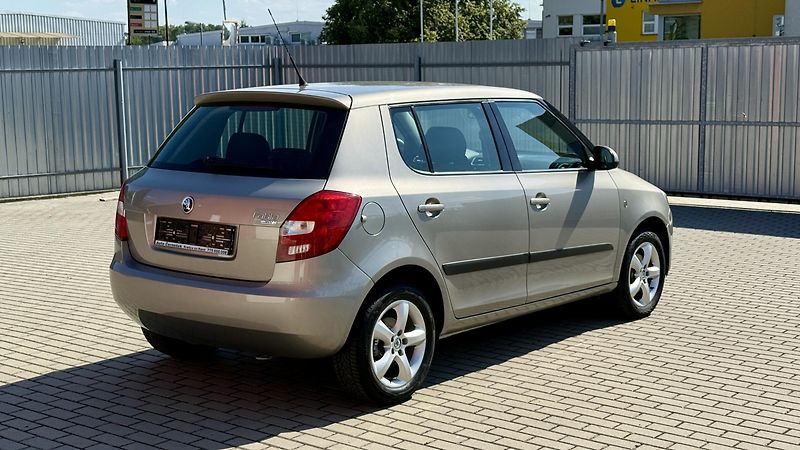 Škoda Fabia 1.4 16V*63kW*ELEGANCE*94TKM* - fotka 3 z 26