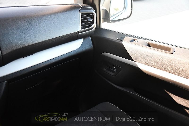 Opel Zafira L2 LIFE 2.0CDTi  - fotka 26 z 51